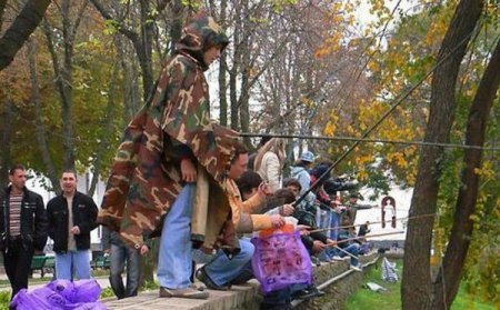 Приколы про рыбалку Приколы про рыбалку